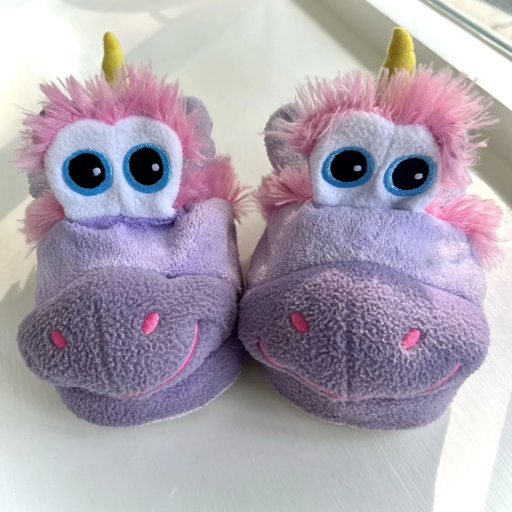 Stompeez Kids Unicorn Slippers Purple & Pink Size Medium Plush Slipper Shoes